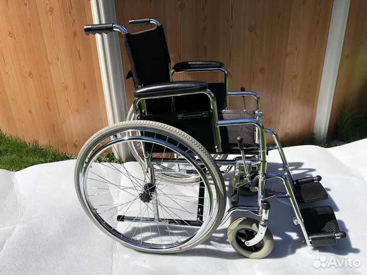 Коляска инвалидная.Немецкая.Складная.Доставка