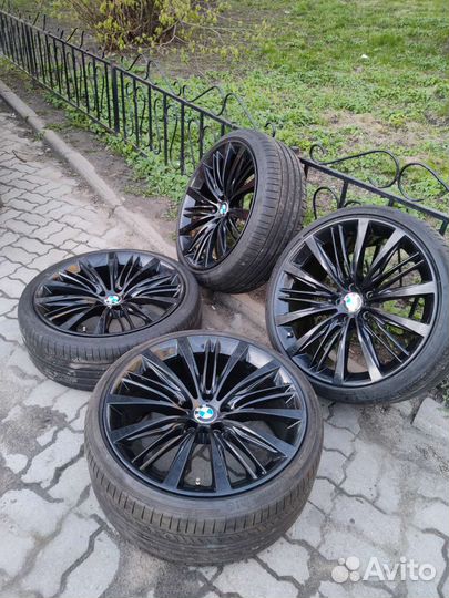 Оригинальный комплект колес r21 на bmw 7,5