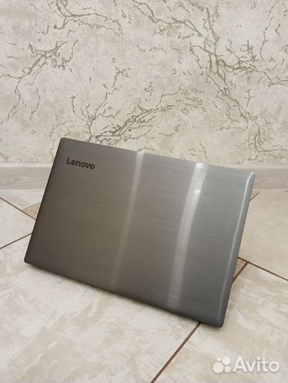 Мощный Lenovo Core i3 8130u Full HD 8гб