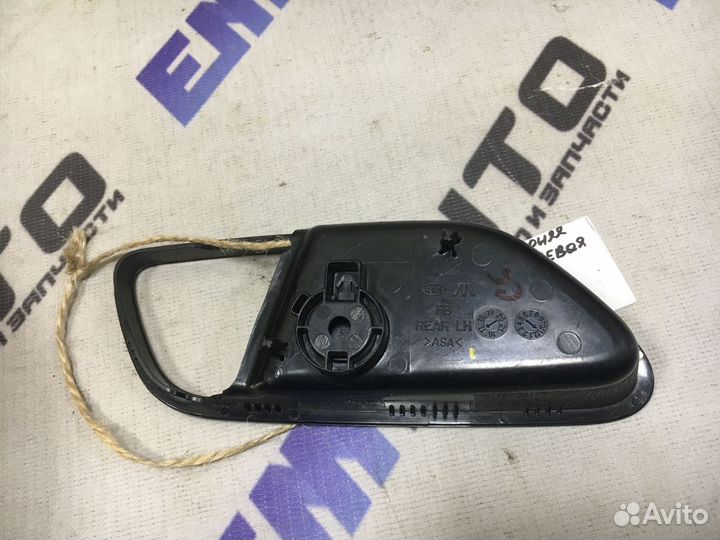 Накладка ручки двери задняя левая Киа Рио 4