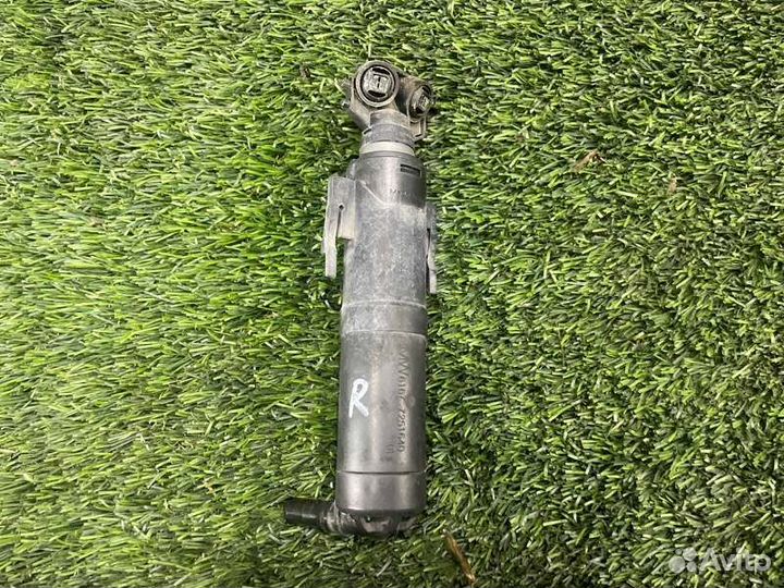 Форсунка омывателя фар передняя правая Bmw X3 F25