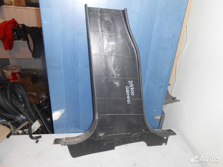 Обшивка стойки центральная правая нижняя