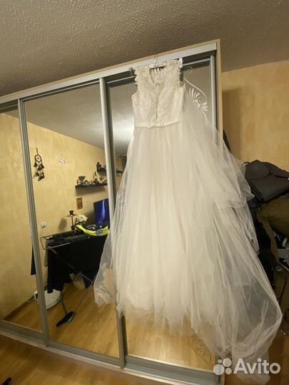 Платье свадебное
