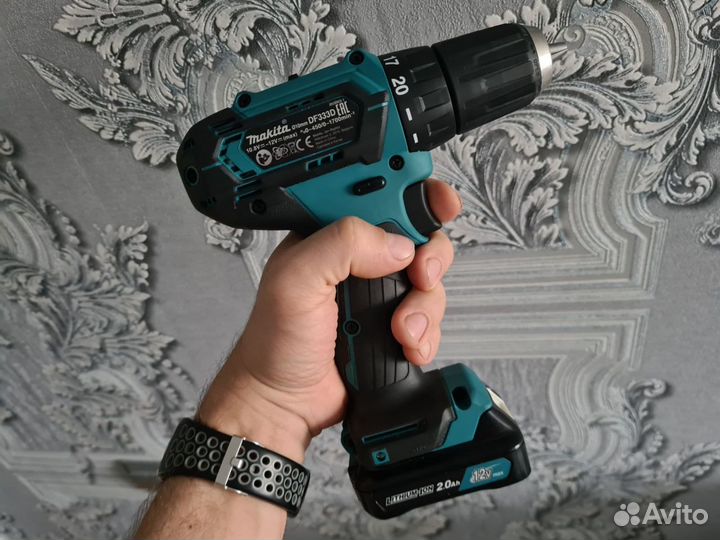 Дрель-шуруповерт аккумуляторная Makita DF333dwye C