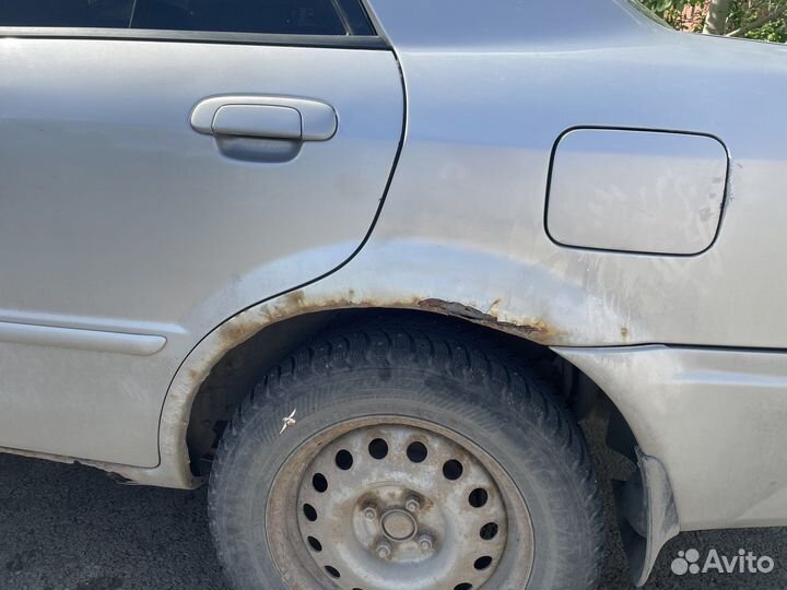 Mazda Familia 1.5 AT, 1999, 250 000 км