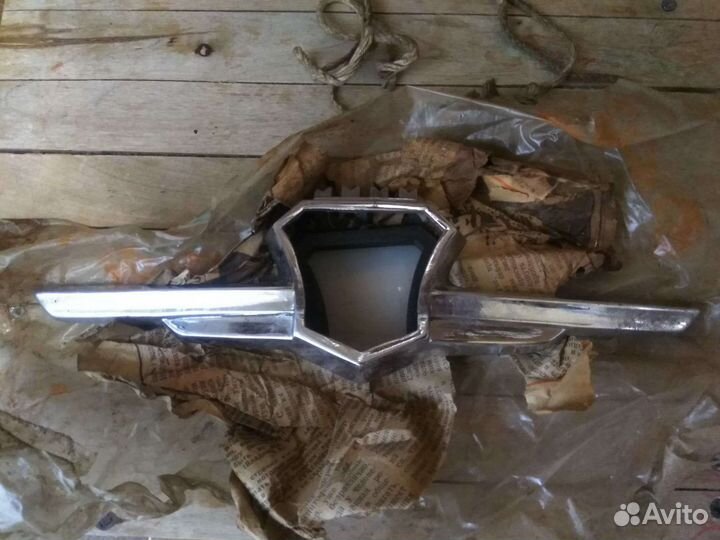 Эмблема капота Газ Волга 21 комплект