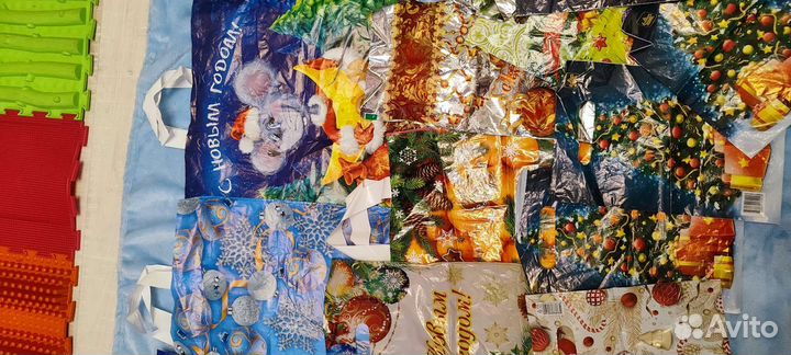 Пакеты новогодние подарочные