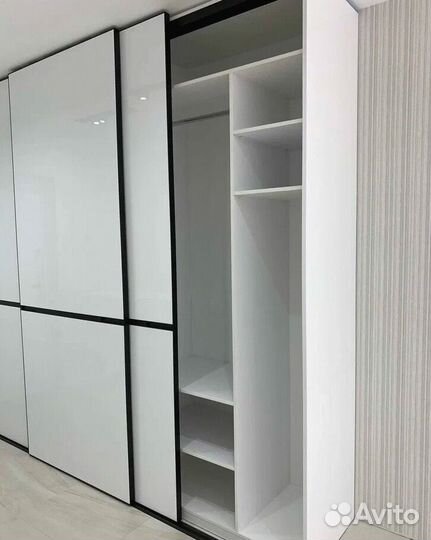 Стильный шкаф купе