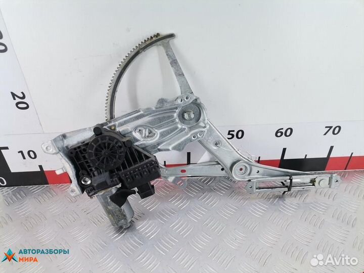 Стеклоподъемник передний правый Opel Astra F рест