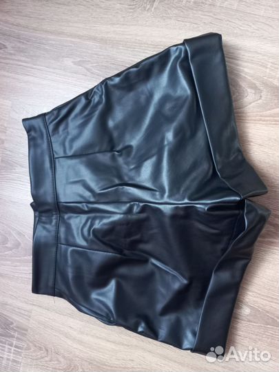 Шорты женские кожаные