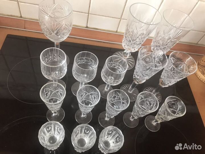 Разные наборы посуды