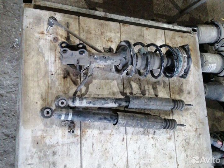 Стойка задняя Nissan Tiida C11