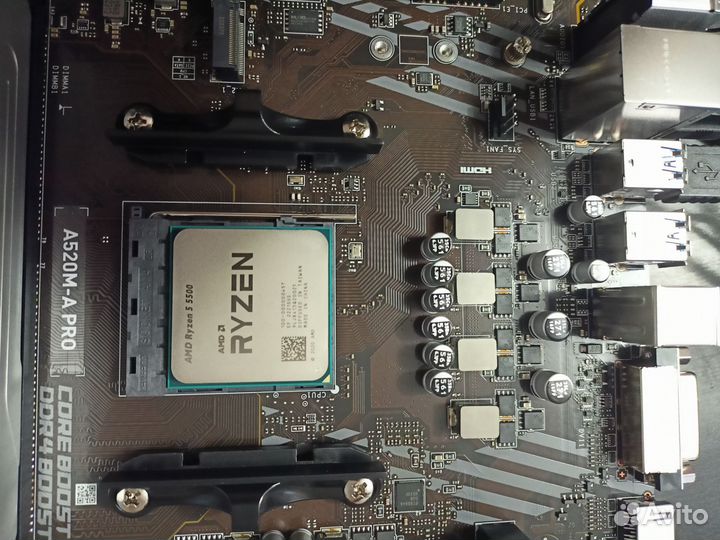 Ryzen 5500 / MSI 520 / 16Gb DDR4 3600