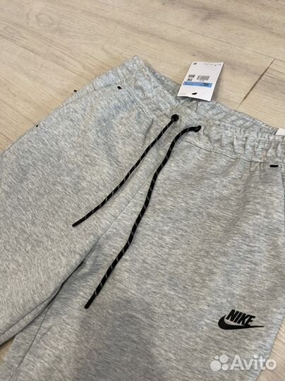 Шорты nike tech fleece