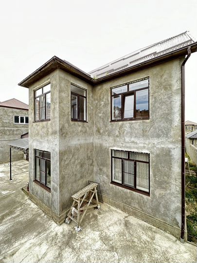 Дом 300 м² на участке 6 сот.