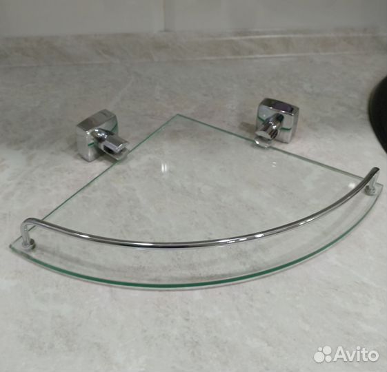 Полочка в ванную угловая 25*25