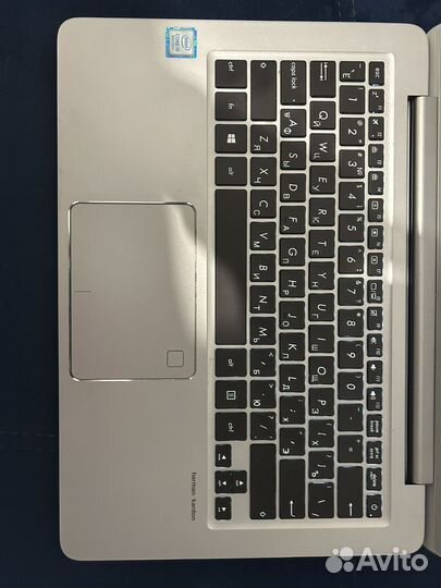 Asus zenbook UX330U