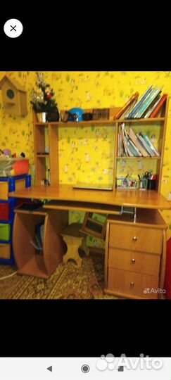 Компьютерный стол