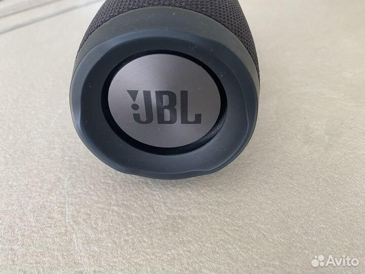 Колонка jbl charge 3