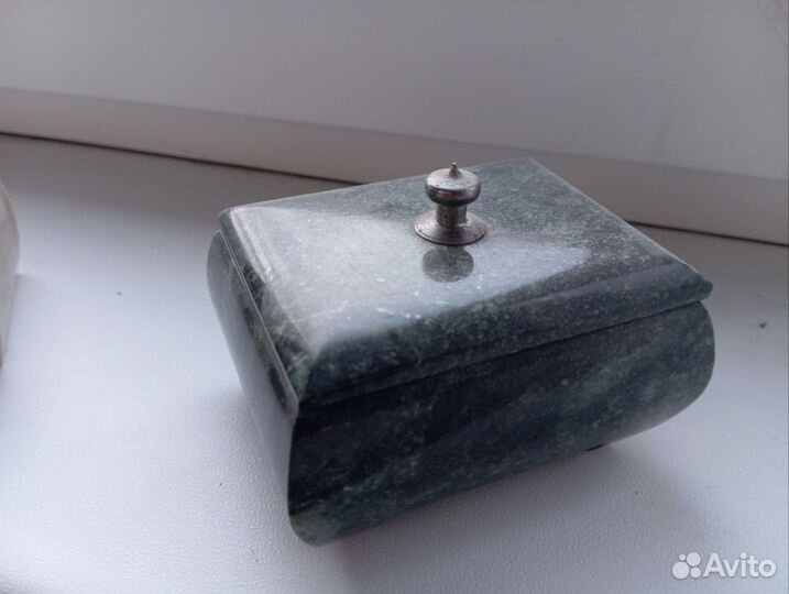 Шкатулка для украшений из камня