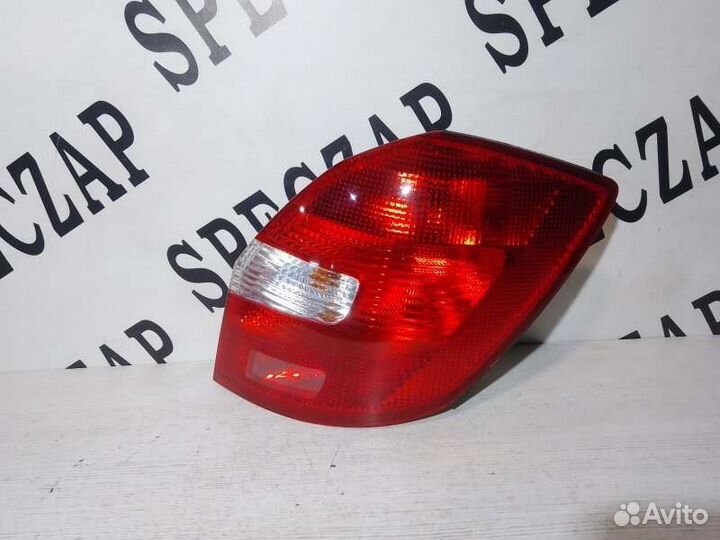 Фонарь задний правый Skoda Fabia 2 07-10