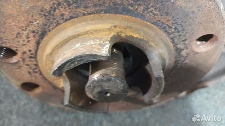 Кулак Touareg 1