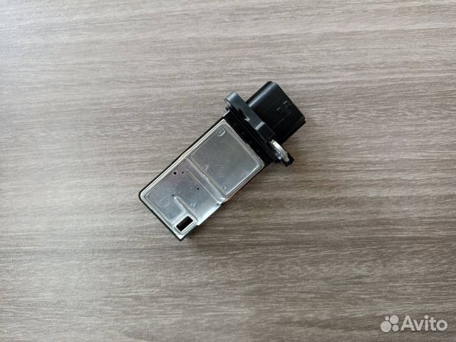 Расходомер воздуха Nissan Tiida C11