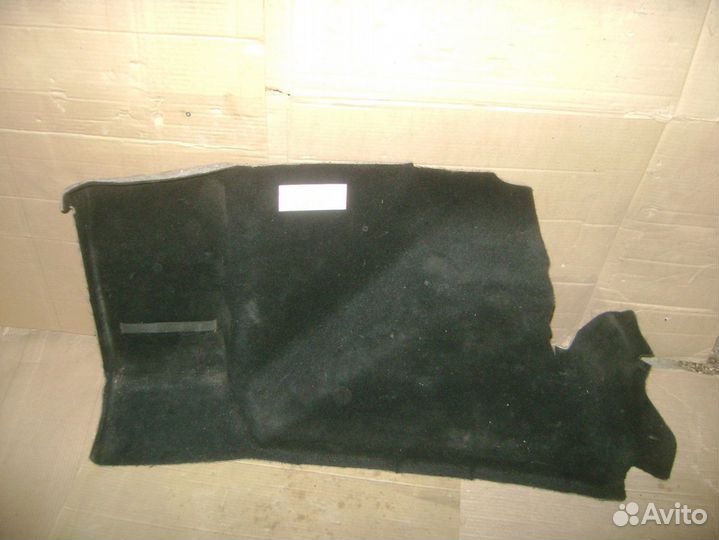 Обшивка багажника Ford Focus 2