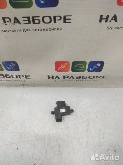 Блок управления стеклами (кнопка ) задний правый