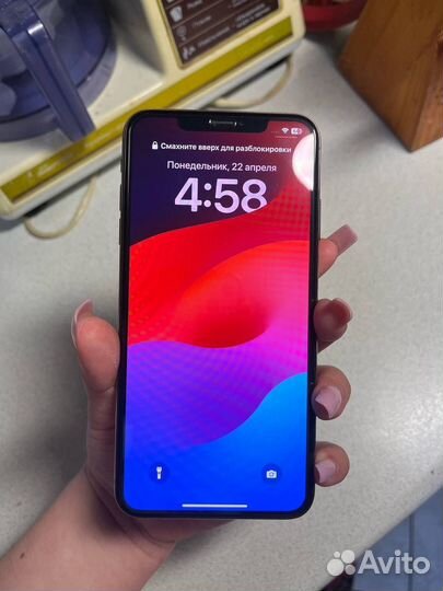 iPhone Xs Max, 64 ГБ