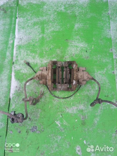 Задние тормозные суппорт mercedes ML 164