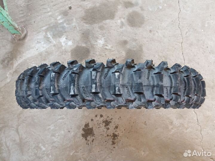 Покрышка на кросс