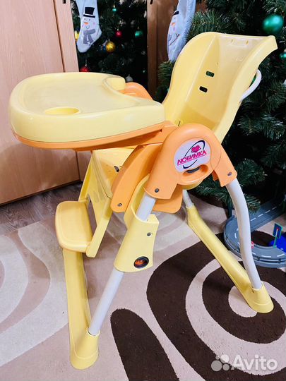 Детский столик для кормления