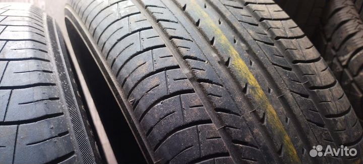 Yokohama dB Decibel E70B 215/55 R17