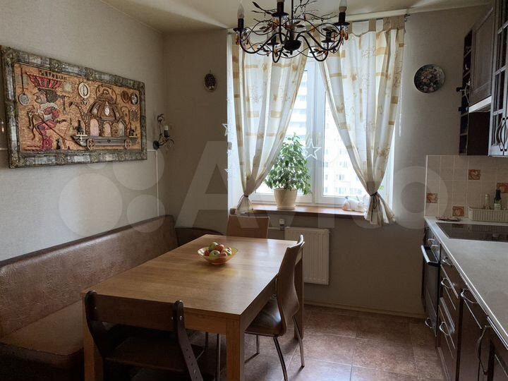 3-к. квартира, 68 м², 6/16 эт.