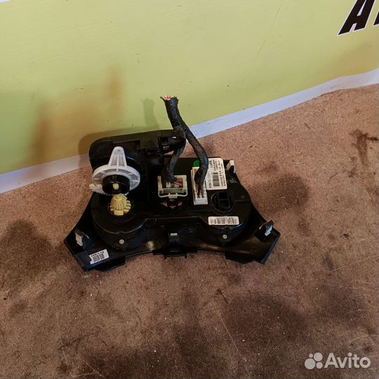 Блок управления печкой Hyundai Solaris 1