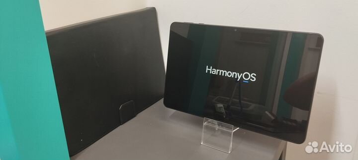 Планшет с SIM-картой Huawei MediaPad T3 10 AGS-L09