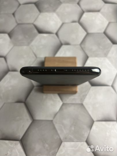 iPhone 11 Pro Max легендарный