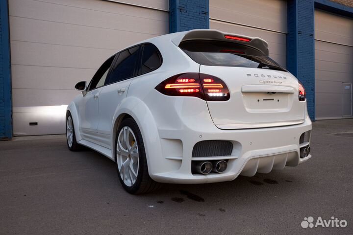 Задние фонари LED на Porsche Cayene 958