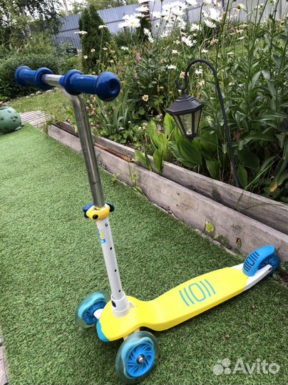 Самокат детский трехколесный из Декатлона