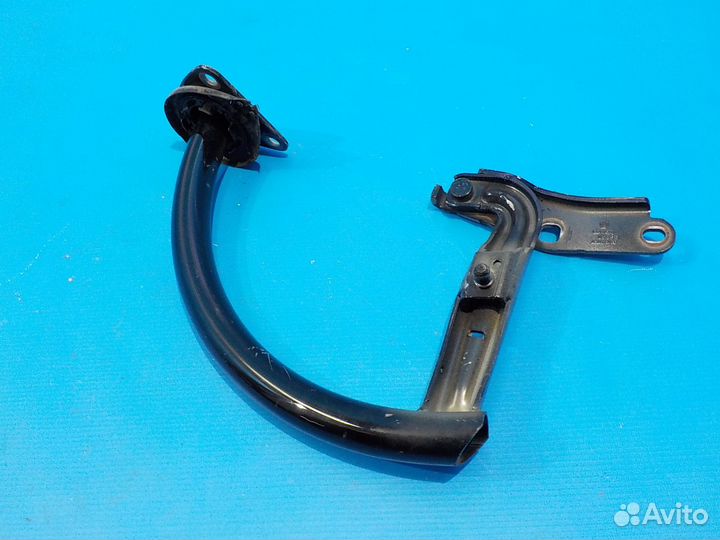 Петля крышки багажника левая volkswagen Passat B6