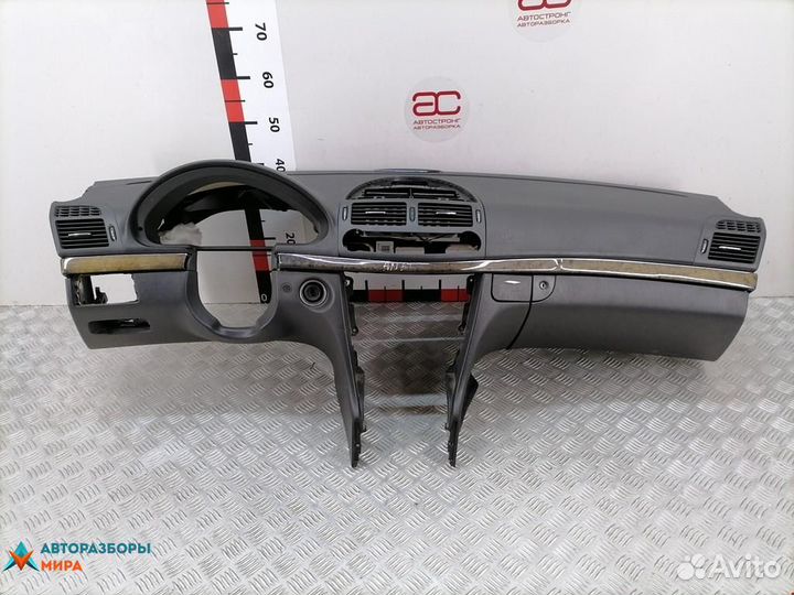 Панель передняя салона (торпедо) Mercedes-Benz