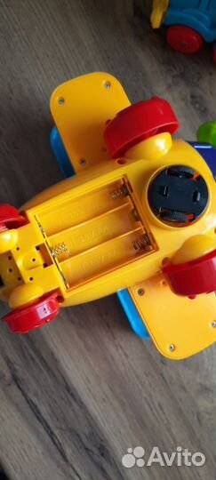 Музыкальные и развивающие игрушки