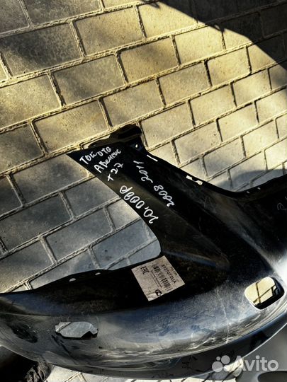 Передний бампер Тойота Авенсис T27 2008-2013