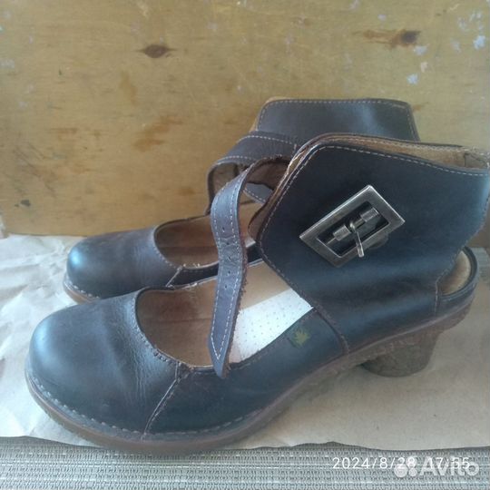 Туфли El Naturalista Испания