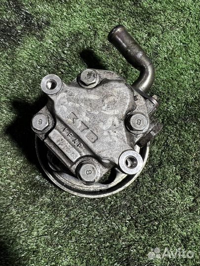 Насос гур Ford Fusion 1.4