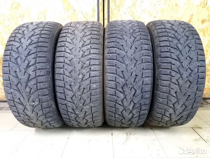 Toyo Observe G3-Ice 285/60 R18