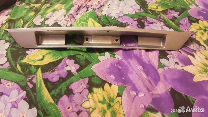 Накладка на багажник мазда 626