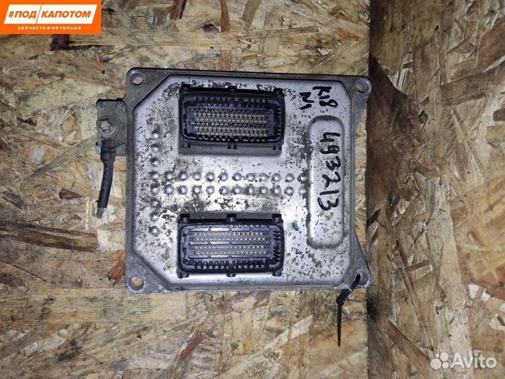 Блок управления двигателем Opel Astra H 55564081