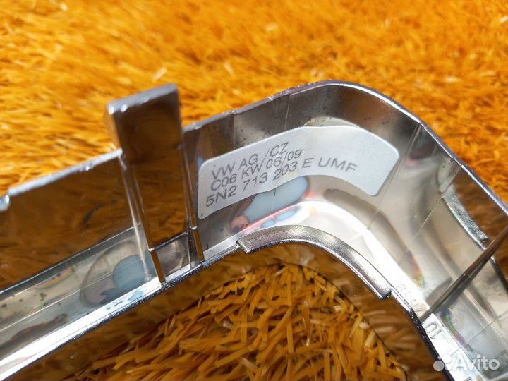 Консоль селектора Volkswagen Tiguan 5N cawa 2009